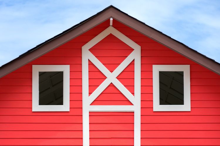 Red Utah Pole Barn