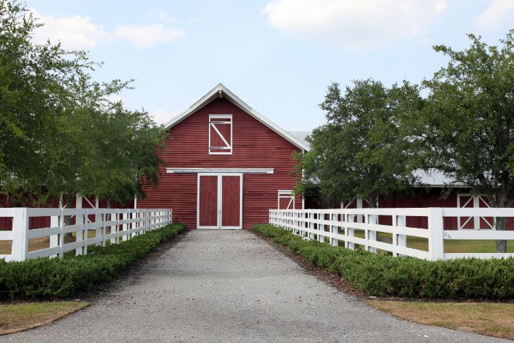 horse barn design idea